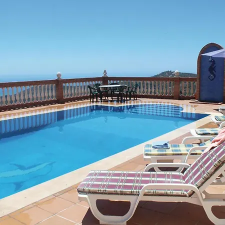 Gorgeous In With Kitchen Holiday home *